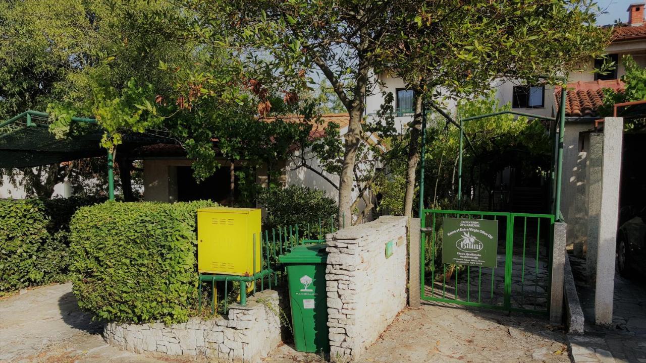 Bilini Garden Apartment Pula Extérieur photo